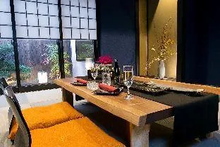 京都市 ホスタ 梅小路 朱ヴィラ