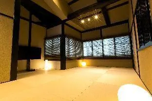 京都市 ホスタ 梅小路 朱ヴィラ 日本