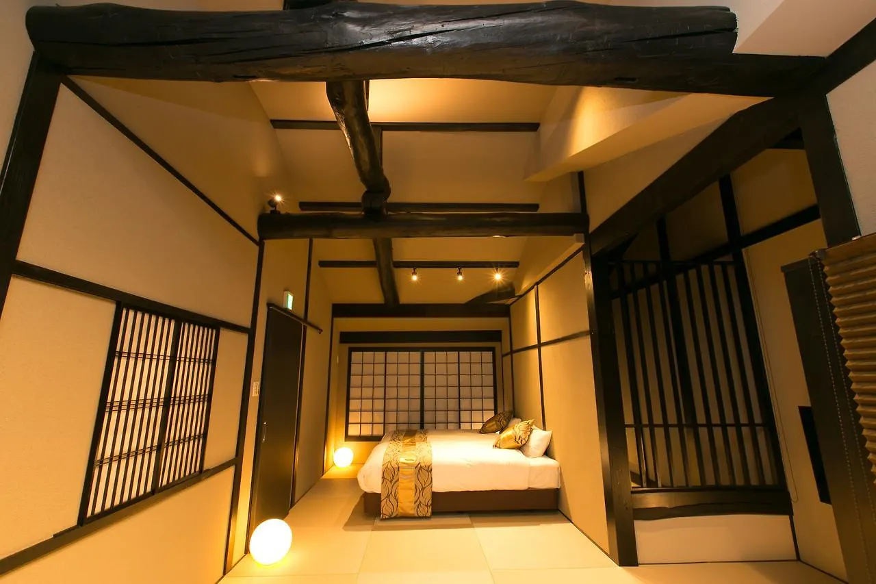 Hosta Umekoji Akari Villa Kyoto